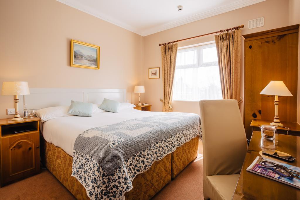 Gleeson'S Restaurant & Rooms Roscommon Exteriör bild