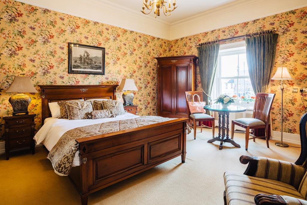 Gleeson'S Restaurant & Rooms Roscommon Exteriör bild