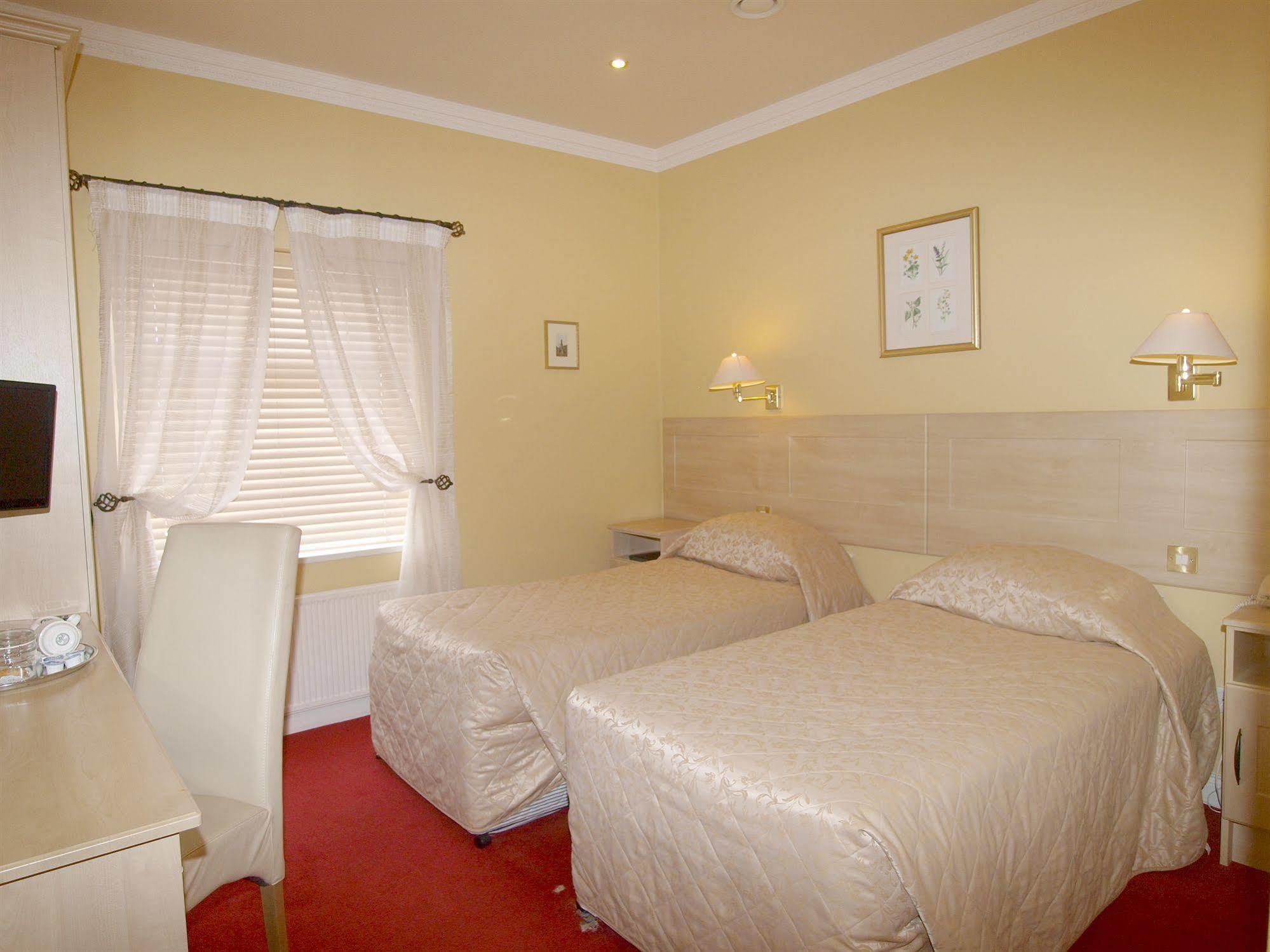 Gleeson'S Restaurant & Rooms Roscommon Exteriör bild