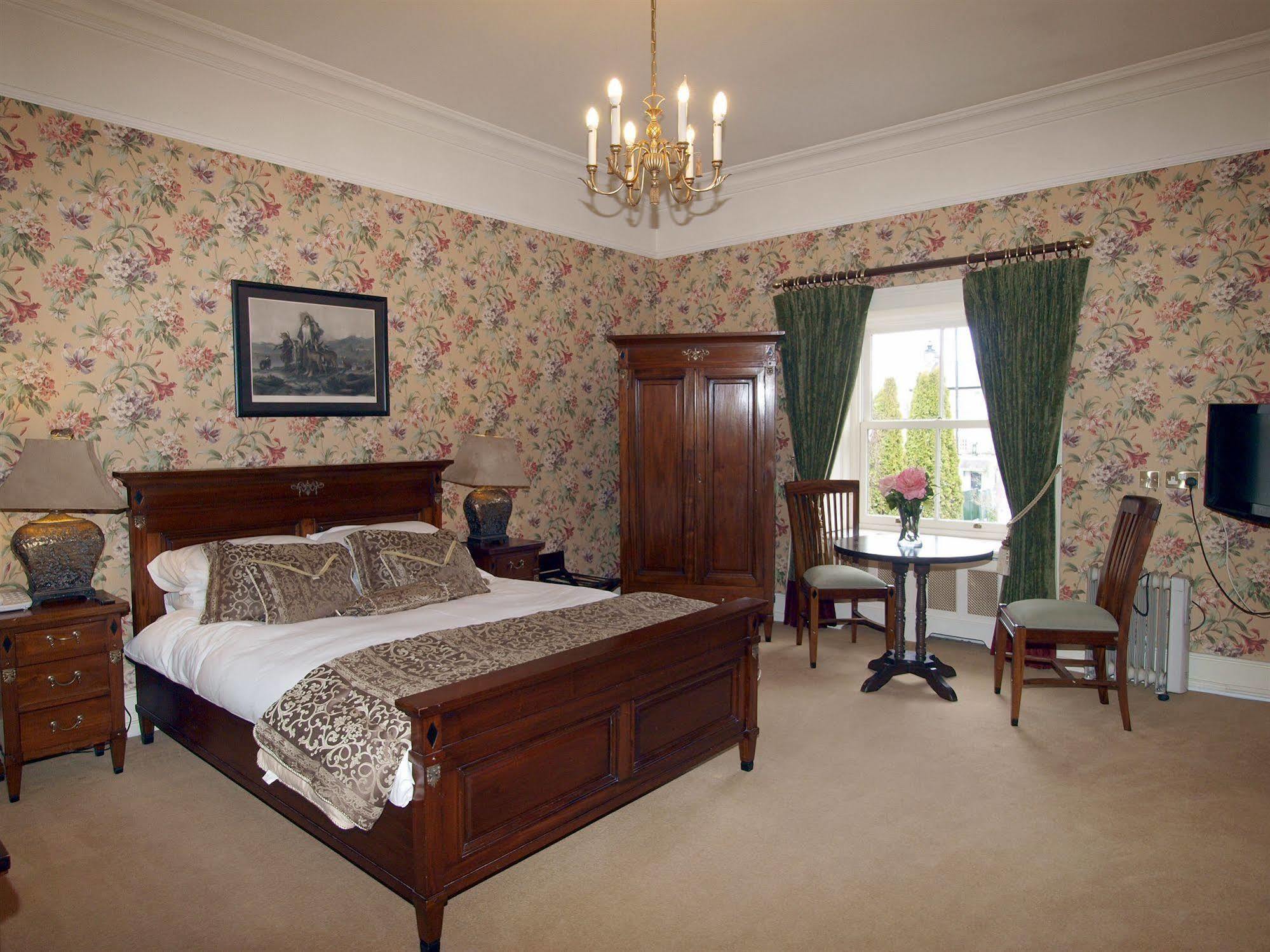 Gleeson'S Restaurant & Rooms Roscommon Exteriör bild