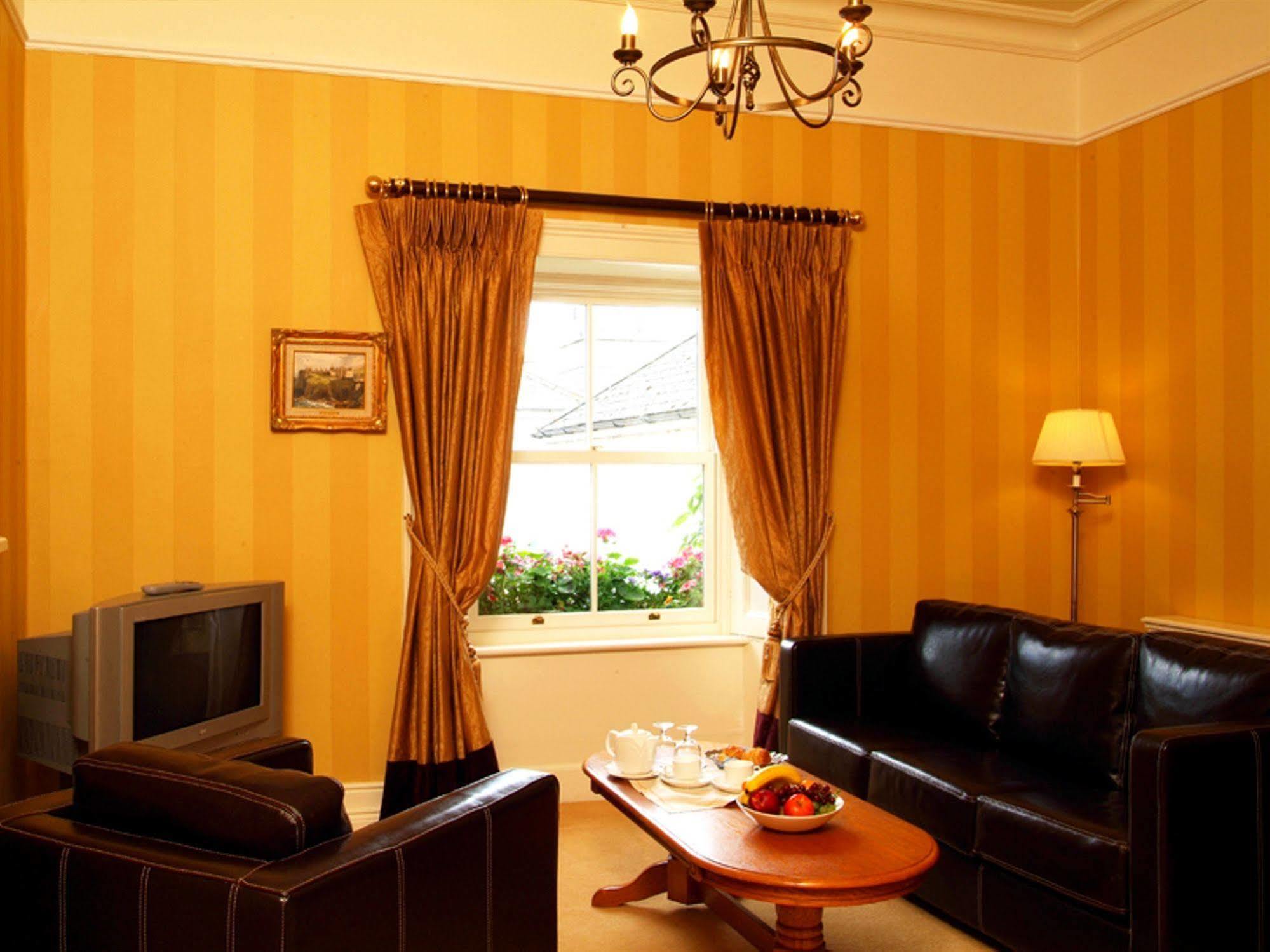 Gleeson'S Restaurant & Rooms Roscommon Exteriör bild