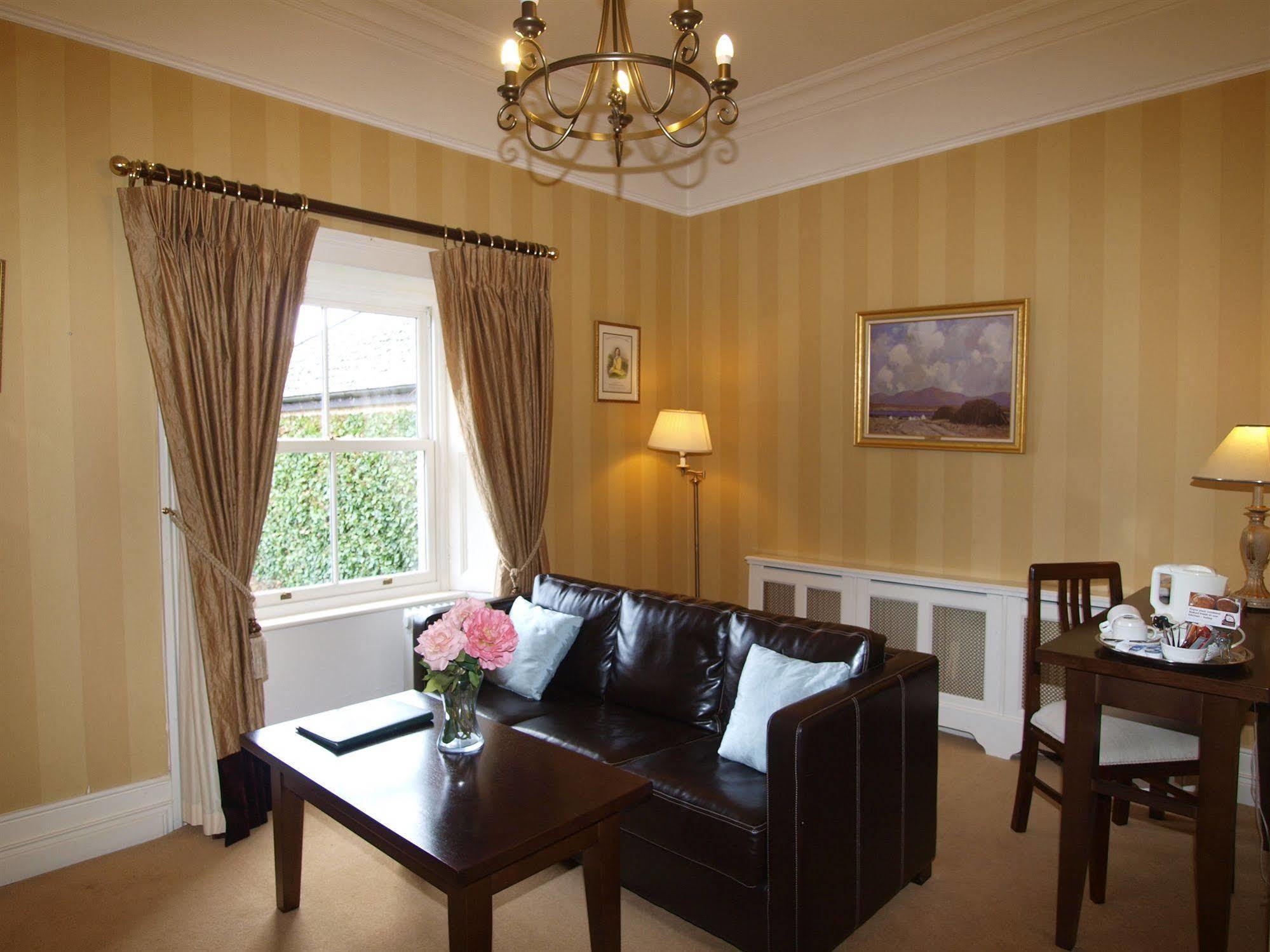 Gleeson'S Restaurant & Rooms Roscommon Exteriör bild